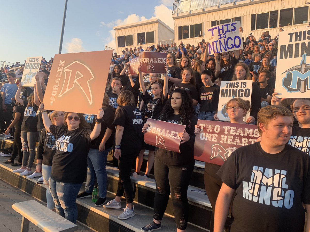 Katie_Endicott's tweet photo. @mingogang3 BLACKOUT The Buck. 33-14 over Sissonville! #HailMingo #ThisIsMingo  @RSNsports1 https://t.co/0Xl74bdgc3