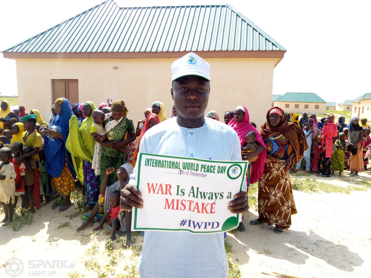 Dankaduna2's tweet photo. International Peace Day!
At Goronyo IDPs Camp to sympathise the victims....affected by arms bandits.
#PeaceDay
#PeaceDay2019
#PeaceWeek19
@saadatuSMD
@Auwal_online
@BashirAhmaad
@HassanLwbi
@hassanshehu42 https://t.co/zQz0K1klHe