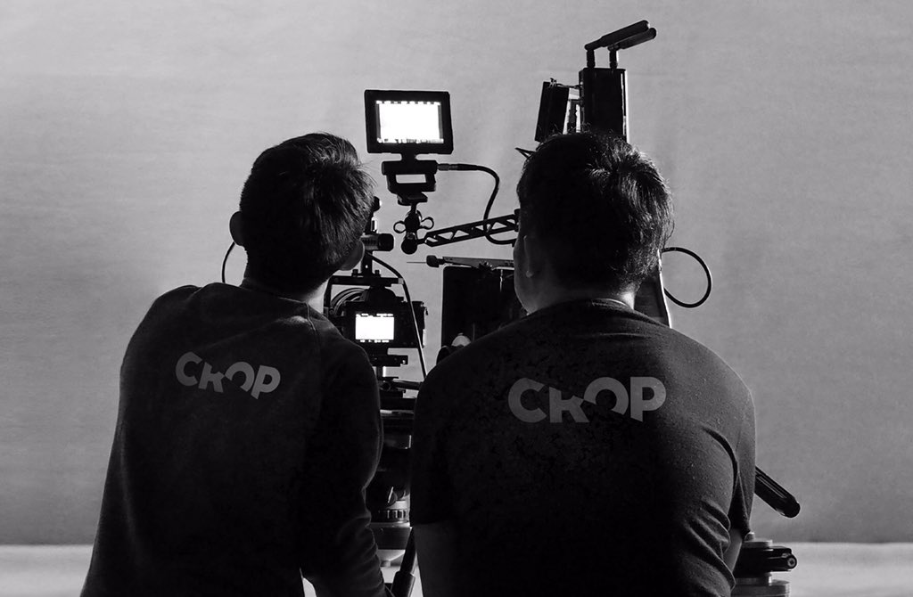 DreamsComSa's tweet photo. CROP, media production

أحد المشاريع التي قمنا بتسميتها وابتكار الهوية بالكامل. 

المشروع للشخص الجميل @TurkiAlmohsen https://t.co/VjL9mt1zNx
