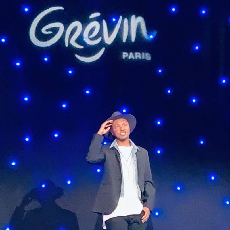 saidahamada's tweet photo. De la cité du #PlanDAou à #Marseille au Musée Grevin à #Paris, que de chemin parcouru! Toutes mes félicitations à l’Artiste @Sopranopsy4 qui vient d’être immortalisé dans le célèbre @museegrevin. Un exemple de ce que Marseille sait faire de mieux. https://t.co/TvHmCXHj0T