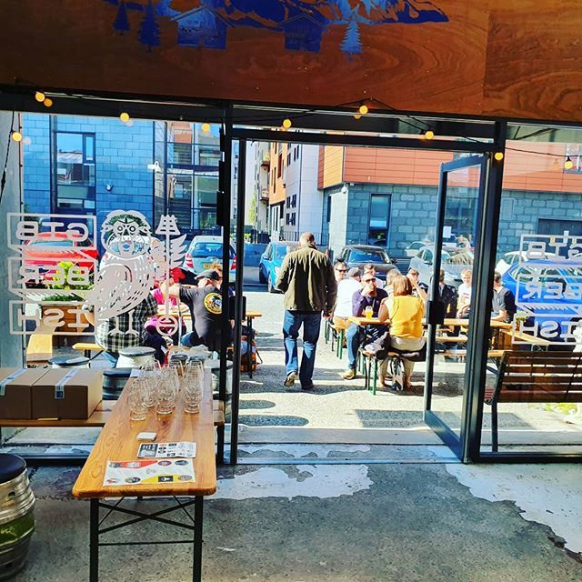 ModCaskFestLiv's tweet photo. Afternoon session is a go! What a day! Walk in tickets still available https://t.co/yLht8QW1qS https://t.co/mjKgREg9Ee