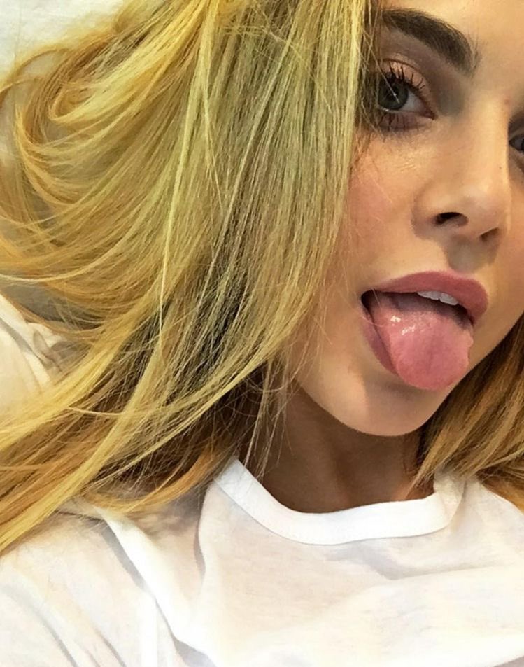 OfLostCheer's tweet image. Morning.. Lazy Saturday!