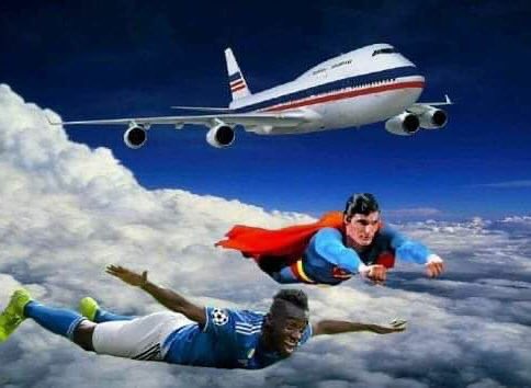 ActuFoot_'s tweet photo. #FlyingMatuidi https://t.co/IzvErkWn65