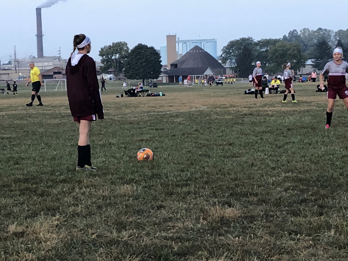 rodg2915's tweet photo. And so our day begins...2 soccer games in Middletown. #ugsc Good Luck Clair Bear!! https://t.co/kx4f1x0pmx