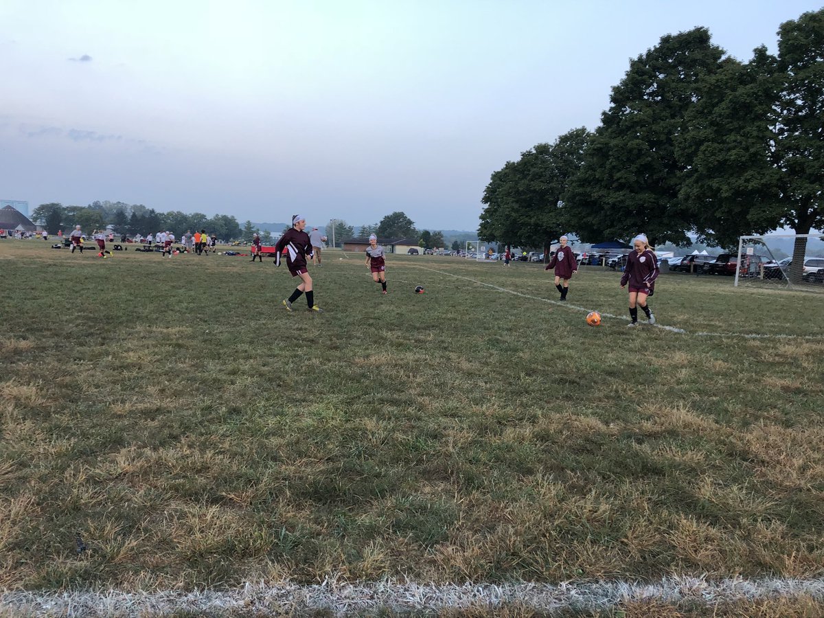 rodg2915's tweet photo. And so our day begins...2 soccer games in Middletown. #ugsc Good Luck Clair Bear!! https://t.co/kx4f1x0pmx
