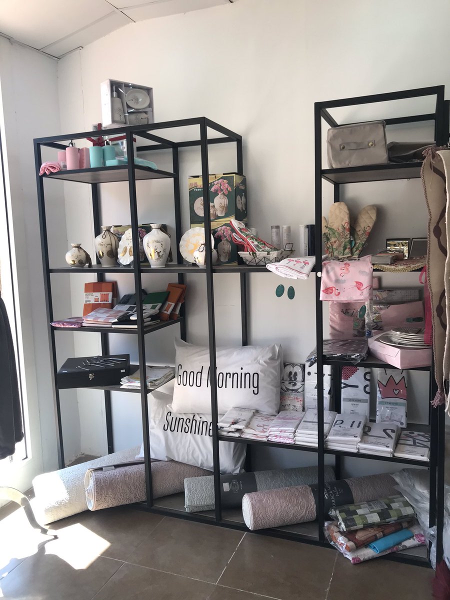 quickdelivery3's tweet image. محل شمعادن للتحف والهدايا 
محل غني عن التعريف 
خشو على صفحتة على الفيس بوك (شمعدان) وتفرجو على البضاعة الي عندة 
وهذا رقم المحل 0910229971