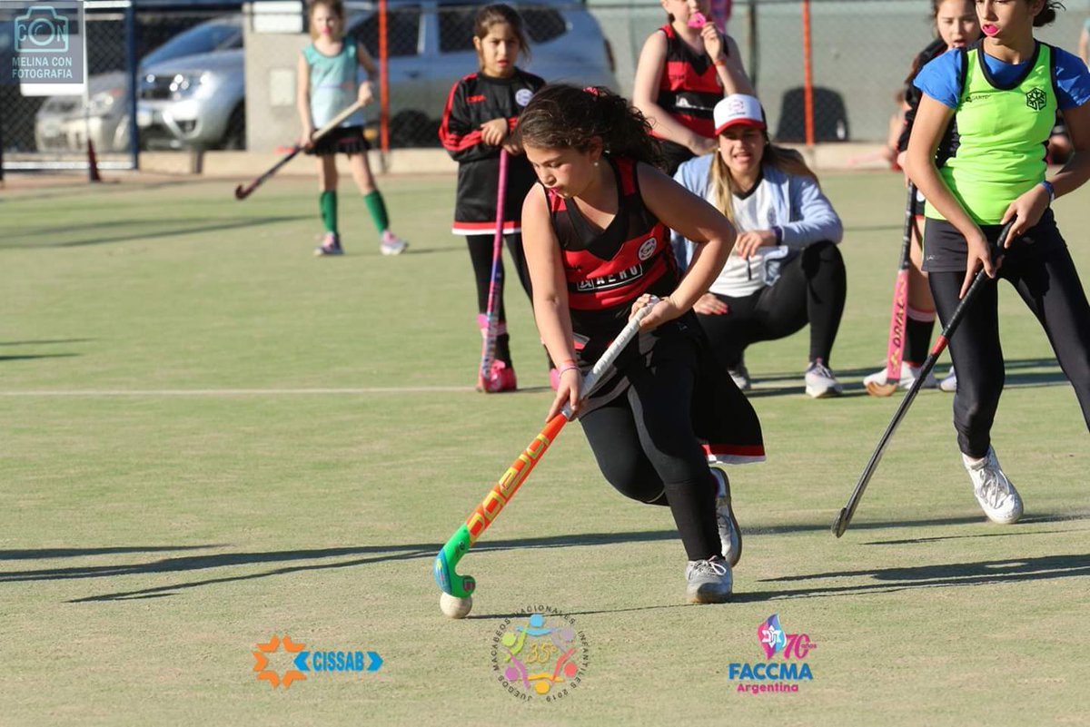 FACCMA_Arg's tweet photo. Mirá las mejores imágenes de los #JuegosMacabeosInfantiles2019 en #CISSAB.
6 deportes y 1100 chicos y chicas para vivir una experiencia macabea única. ¡Todas las fotos están en nuestro Facebook!
#Deportes #Amistad #Países #Provincias #Macabeadas #ContinuidadJudía #FACCMA70Años https://t.co/jtMDTvu8gc