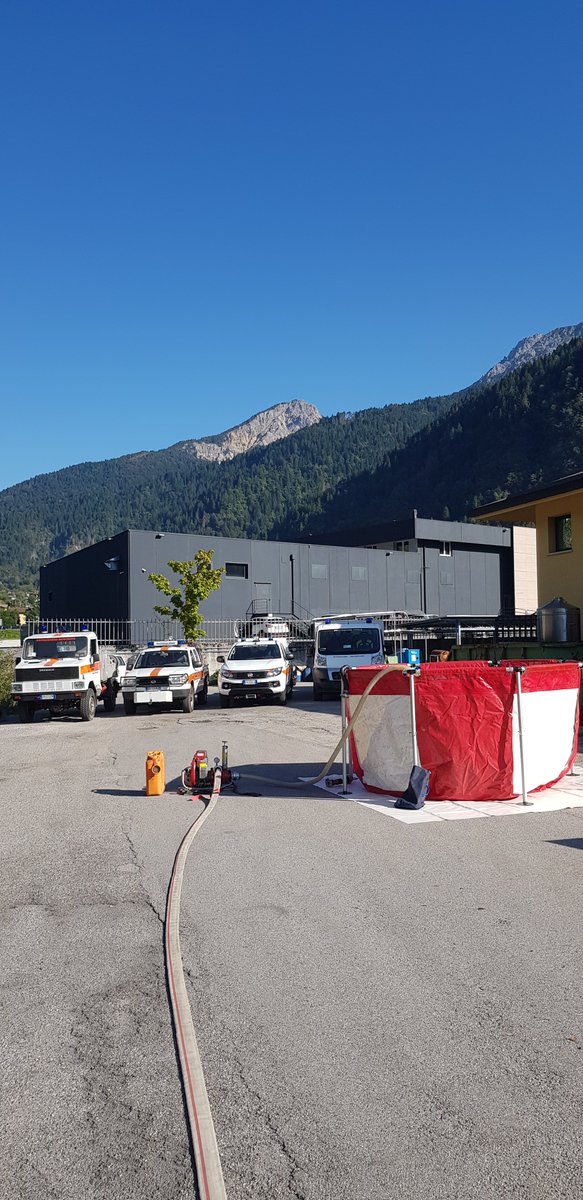 Addestramento dei nostri #volontaridivalore delle pompe Mack3 per #AIB e delle pompe di svuotamento Honda VT40X e VT30X, per essere sempre formati e pronti alle varie emergenze.
Un ringraziamento speciale hai nostri volontari per un sabato dedicato alla formazione....

Grazie