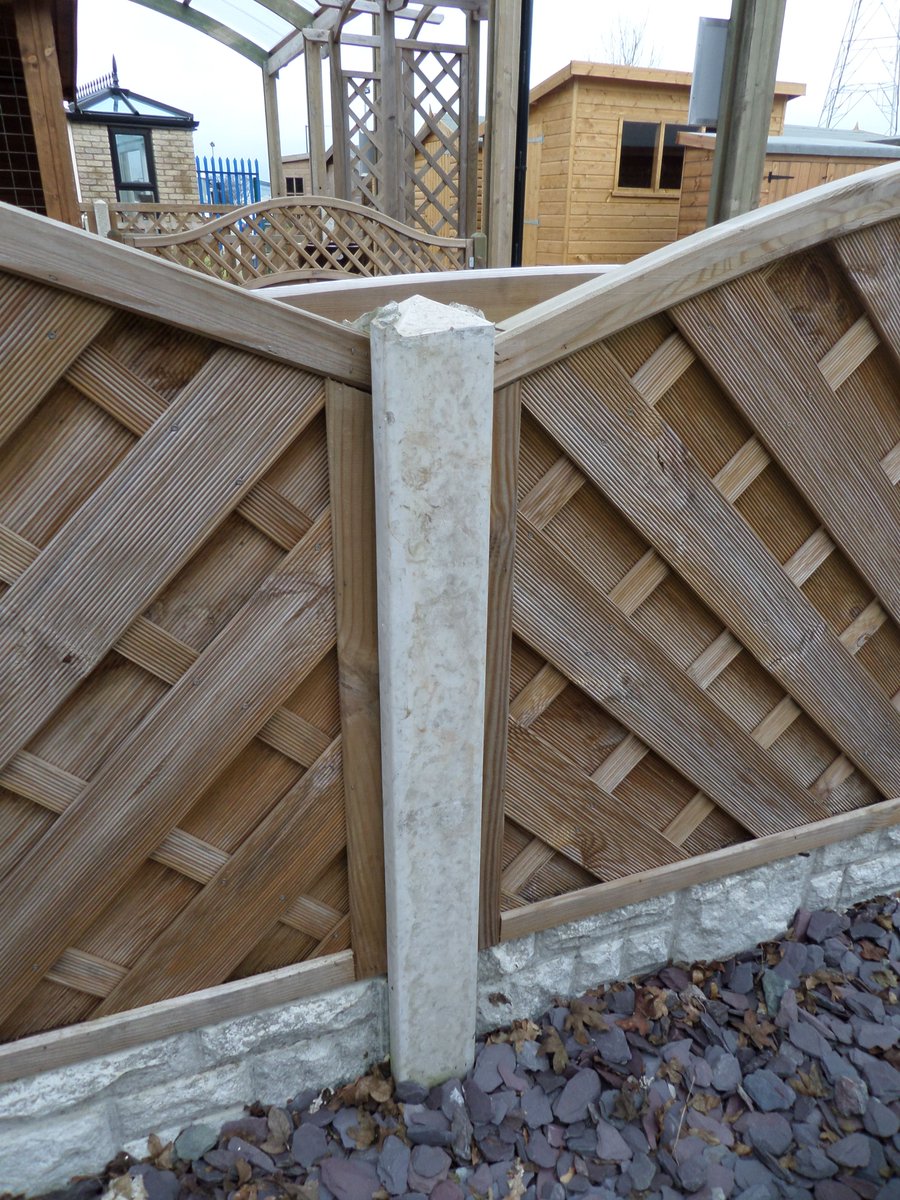 We have the largest stock of #fencing in the #Morecambe and #Lancaster area. We hold large stocks of panels, posts and fixings. 
We are a major stockist of KDM panels, posts and garden gates, the best in the business.

Buy Online: broadoaklandscapingsupplies.co.uk/fencing-4-c.asp