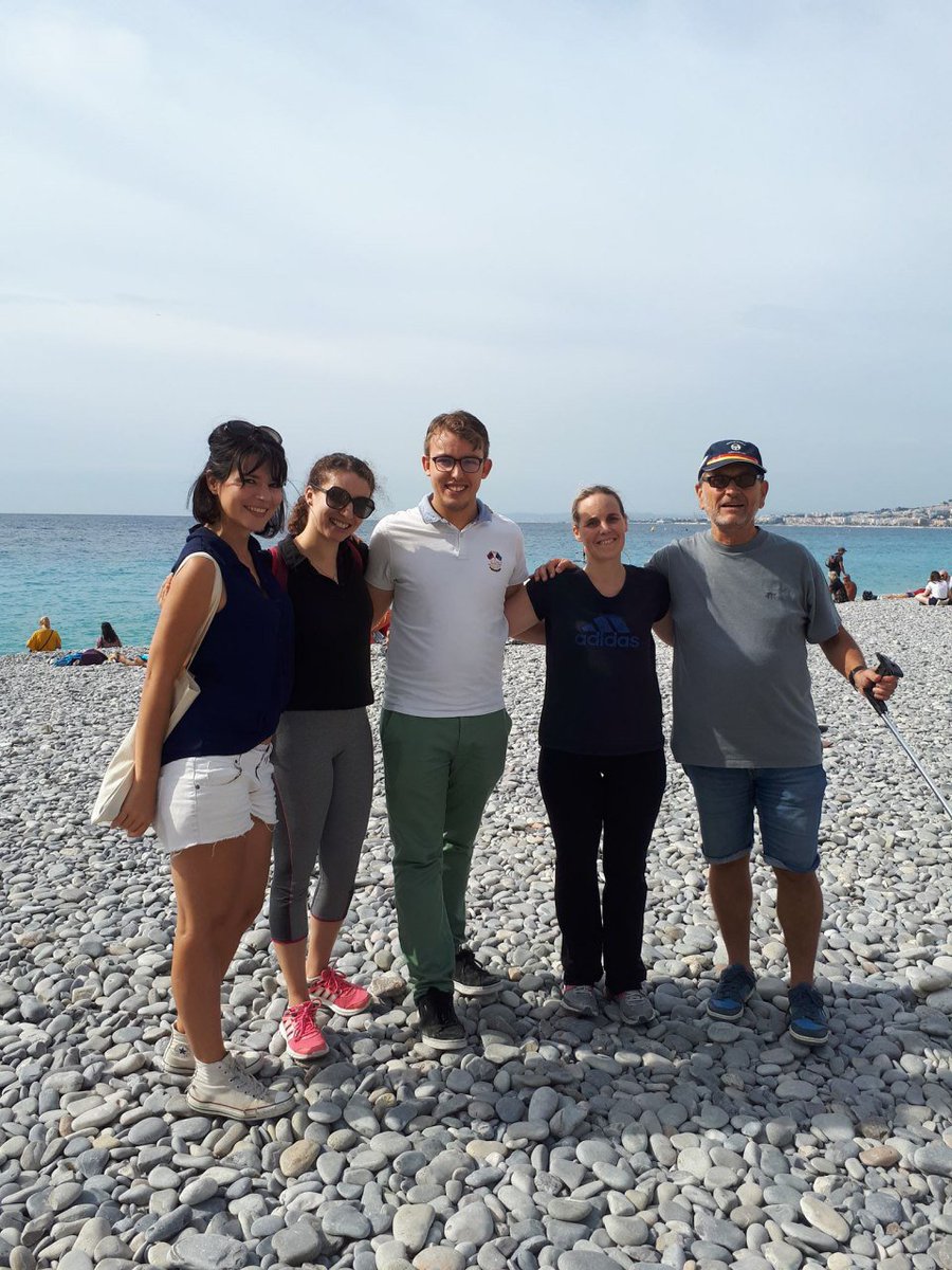 lesjem06's tweet photo. Notre équipe de choc des #JAM06 participait ce matin au ramassage des déchets #WorldCleanupDay sur la ville de #Nice06 💪
Bilan : plusieurs dizaines de kilos de déchets ramassé, bravo à eux 👏 https://t.co/vqJp1PGFZS