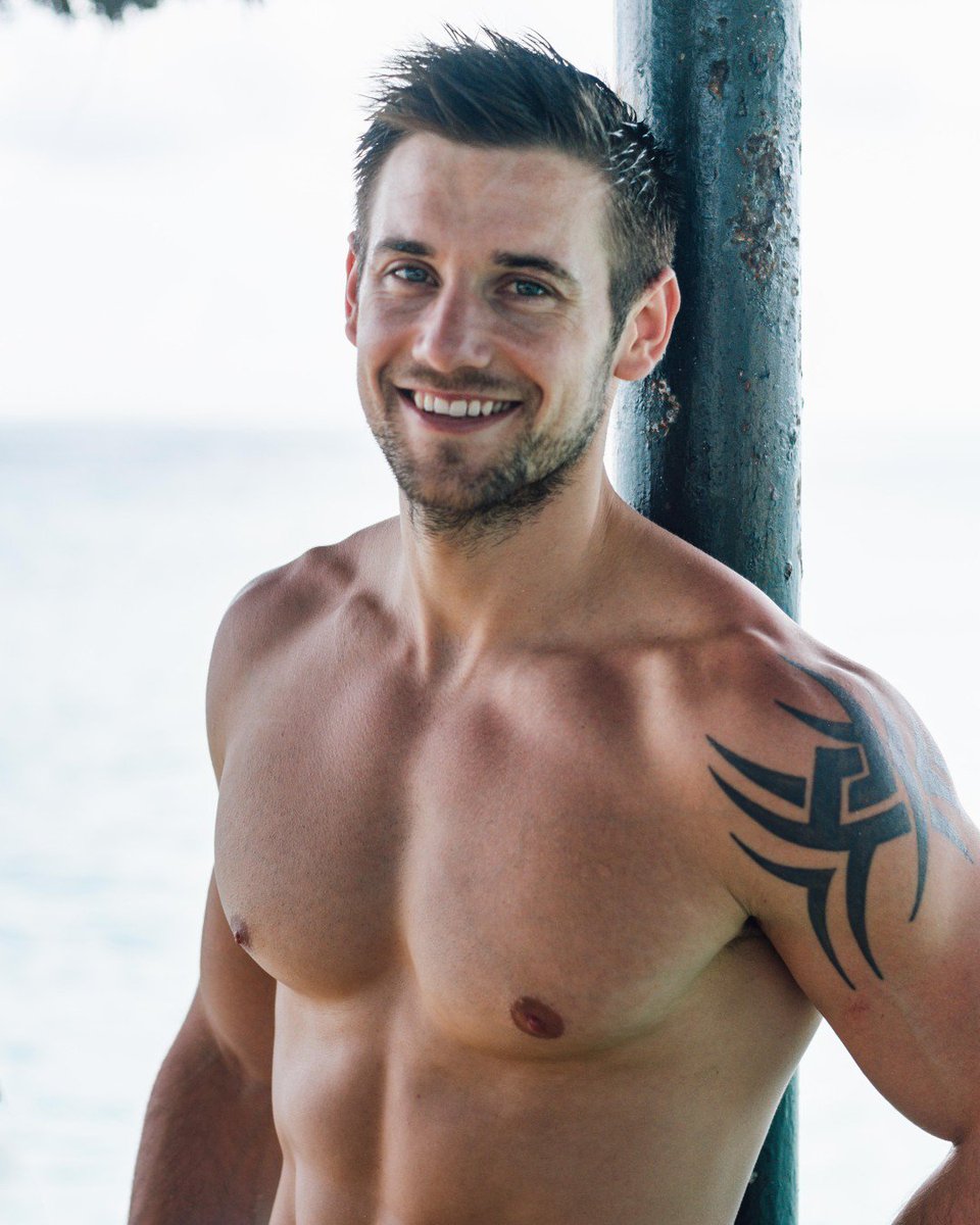 SFNEXPO's tweet photo. Get your chance to meet Alex Crockford Fitness #CrockFit in the #EliteLounge between 13:15-14:15 🤩🙌
#SFN #SFN19 #SFNexpo #SFNexpo19 #JoinTheMovement https://t.co/NBdRZc3BzY