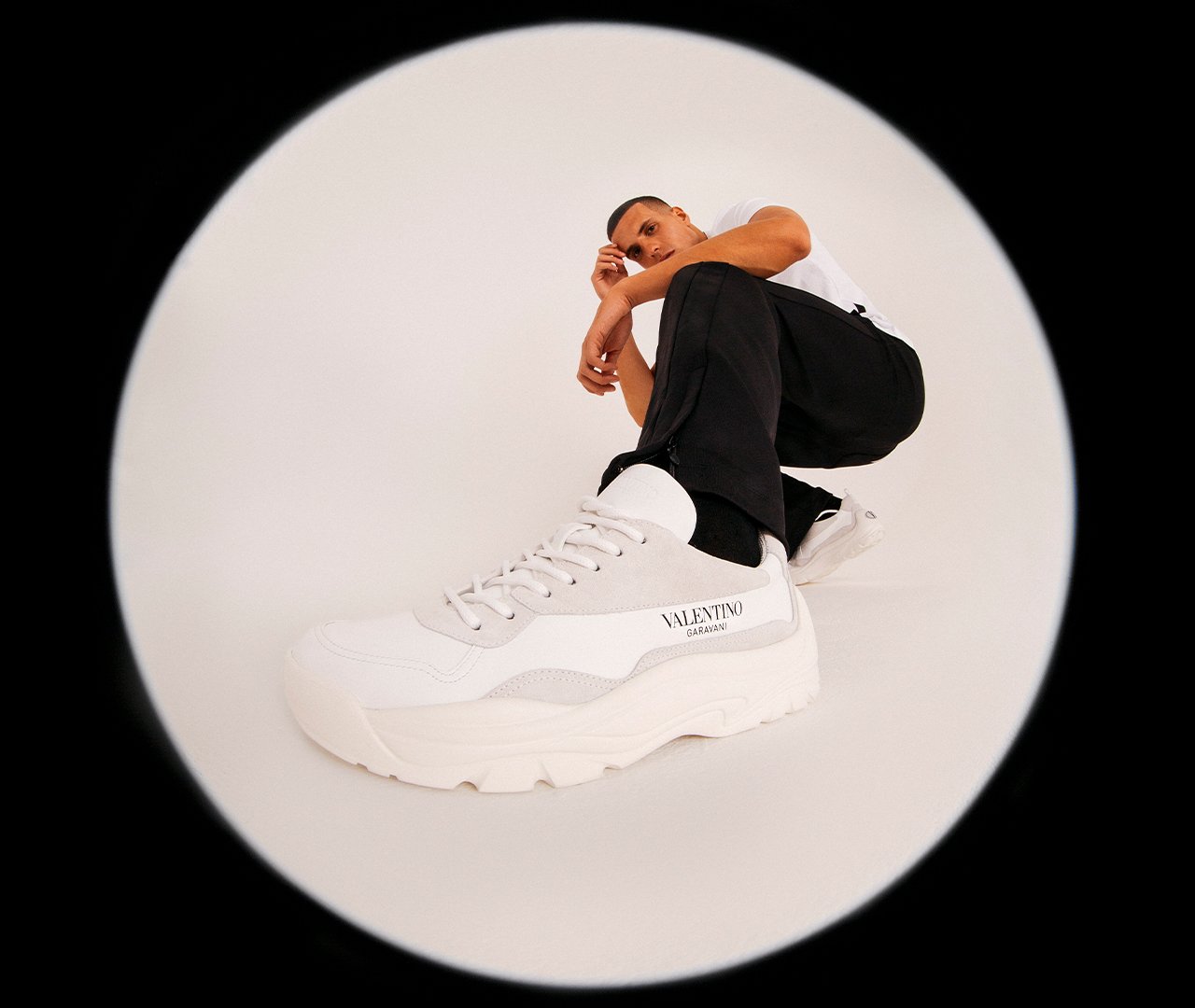 valentino bansi runner trainers