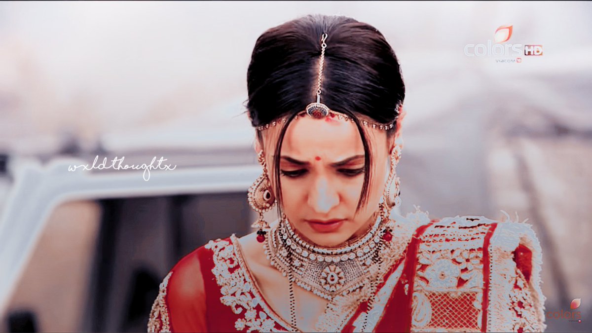 Parvati in initial episodes of Rangrasiya was on an emotional rollercoaster and so were we along with her.  #Rangrasiya  #SanayaIrani