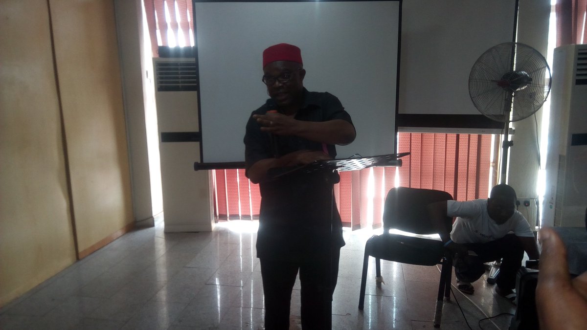 purposefulteens's tweet photo. Dr VIncent Isegbe represented by Mr Uwechi
-
Get involved in agriculture and develop yourself in agricultural practices.
-
if you choose a career, but don't know how to focus on it. then it becomes a problem.
-
#Teenpreneuship https://t.co/PXISuaIJWS