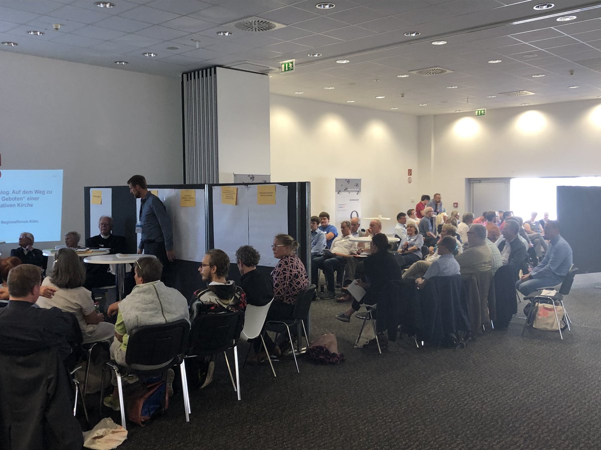 bosbach_m's tweet photo. #regionalforen lebendige Diskussionen in den Workshops https://t.co/7fcwxFDamF