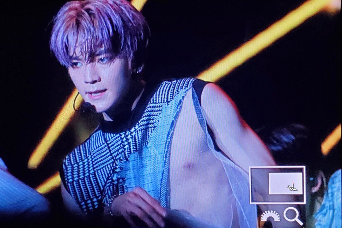 taeyong pics tweet media