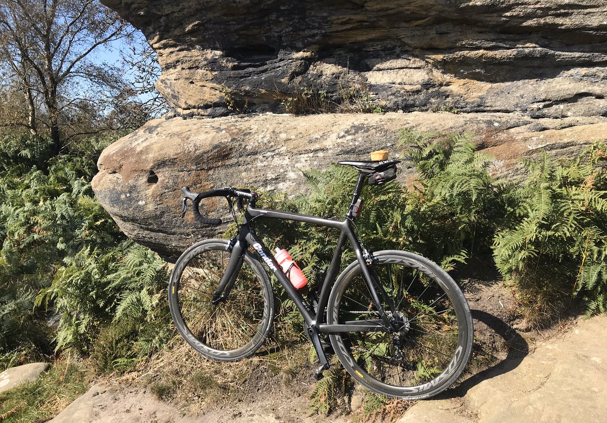 peddlin's tweet photo. Been a while, back in the best place to ride @Yorkshire2019 Riding best @condorcycles fuelled by @allumsbutchers fantastic pork pies. #roadfuel #smooth #handmade #craftmanship #GodsOwnCountry https://t.co/KqULIQEhnl