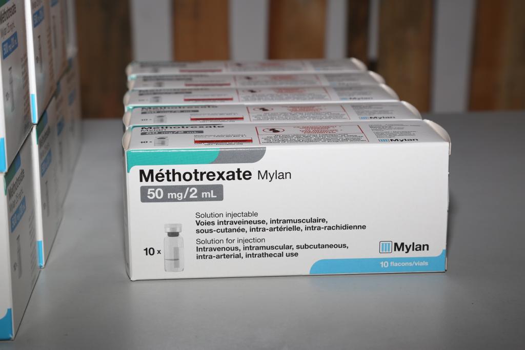 JesusRCuevas's tweet photo. El Gobierno de México recibió hoy en la madrugada el medicamento _metotrexato_, que se importó de Francia. La
salud de los mexicanos es lo más importante y nunca escatimaremos recursos por la salud de la niñez y de la población en general. https://t.co/kEgHzSfBZb