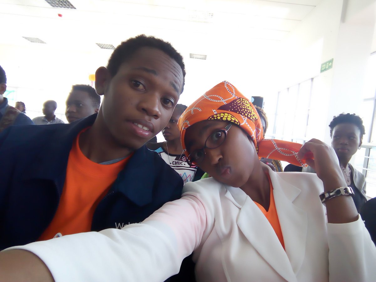 LaaliMarie's tweet photo. #CMLday I have met @abed_mulei he is a Victor too... Am happy  because he has been trying  to connect  with  me,, and here he is, I promise to walk with  u...@HENZOKENYA @FarajaTrust @kenconetwork #cancer https://t.co/axJcNooK65