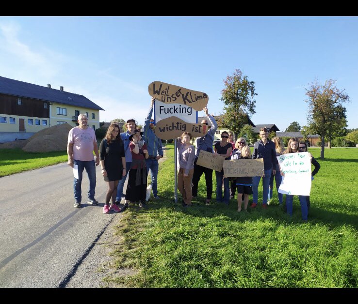 rowanryrie's tweet photo. This is the Austrian village of Fucking with a sign saying ‘Because climate change is Fucking important’ 

🤣

Well played.

 #AustriaForFuture #FridaysForFurture #ParentsForFuture #GlobalClimateStrike https://t.co/gjTyDsu2Pw