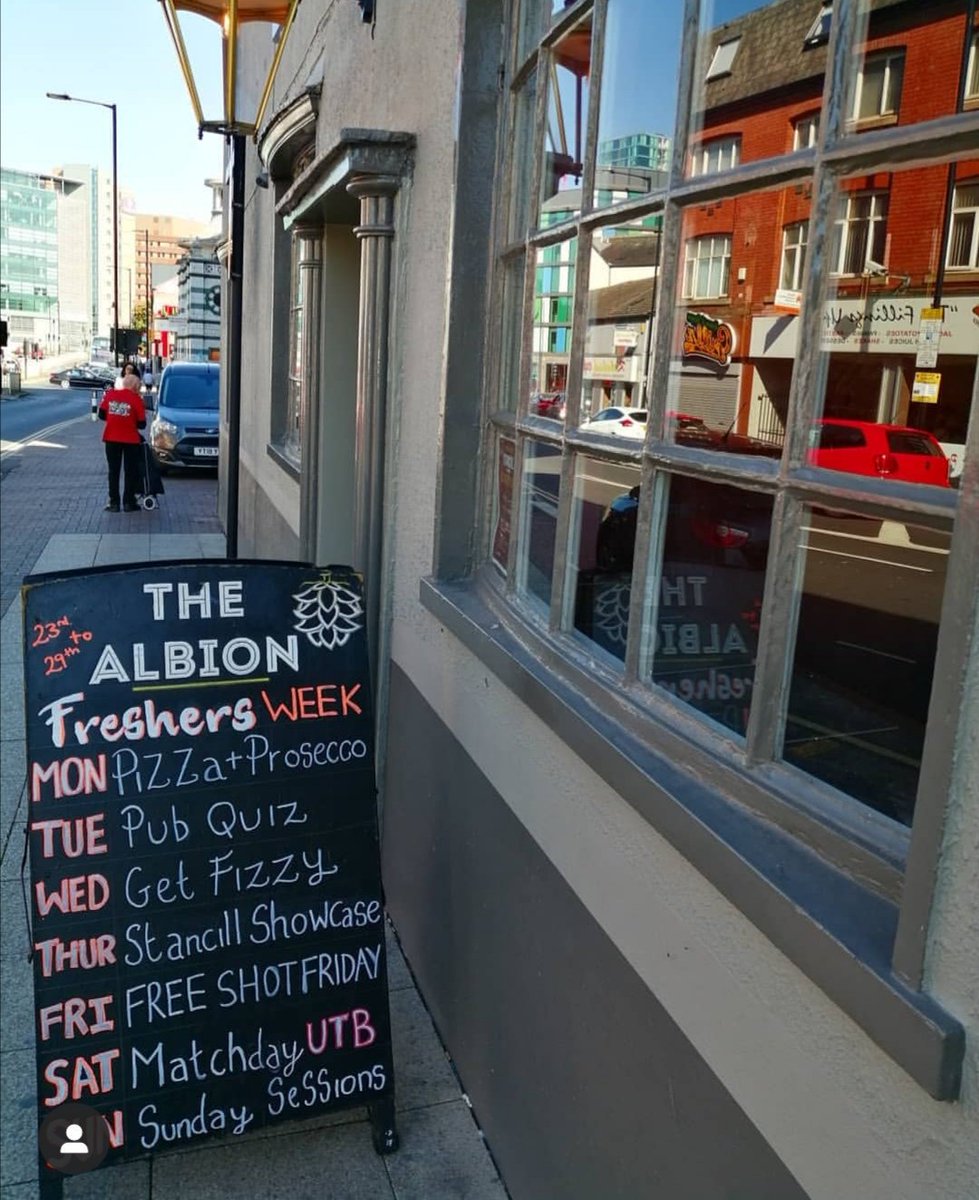 AlbionSheff's tweet photo. All this traffic in #Sheffield today can only mean one thing...it's moving in weekend! Come join us for #freshersweek -  there's something for everyone! #welcometosheffield #sheffieldissuper #sheffieldhallam #universityofsheffield
@StancillBrewery https://t.co/s9FXIciIQu
