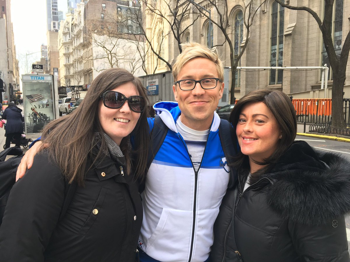 moonkitten33's tweet photo. @russellhoward we’re finally coming to see you! ☺️☺️🗽#glasgow #newyork https://t.co/6IwxPLdG19