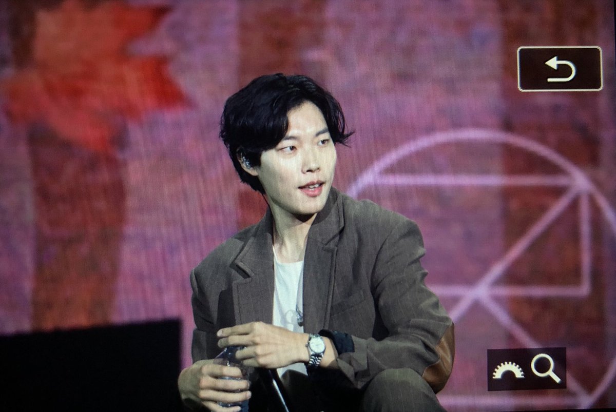 190921 💛🖤💛🖤 #류준열