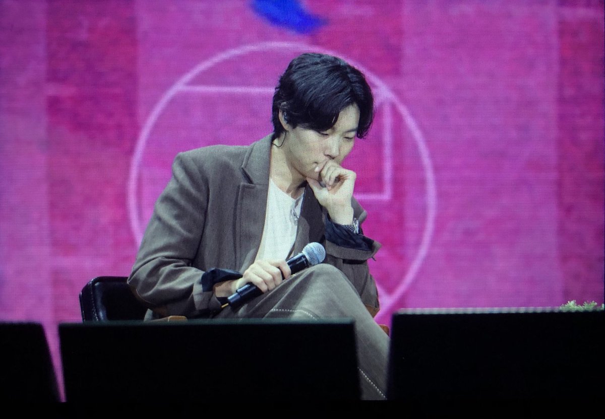 천피치 tweet media