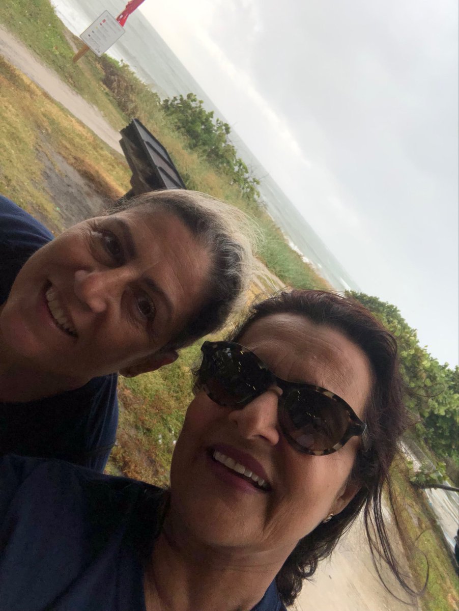 DholakiaSwati's tweet photo. Rain or shine we are DOING GOOD and right with Holland & Knight #JB4G #HKcare https://t.co/crVPodZSV7