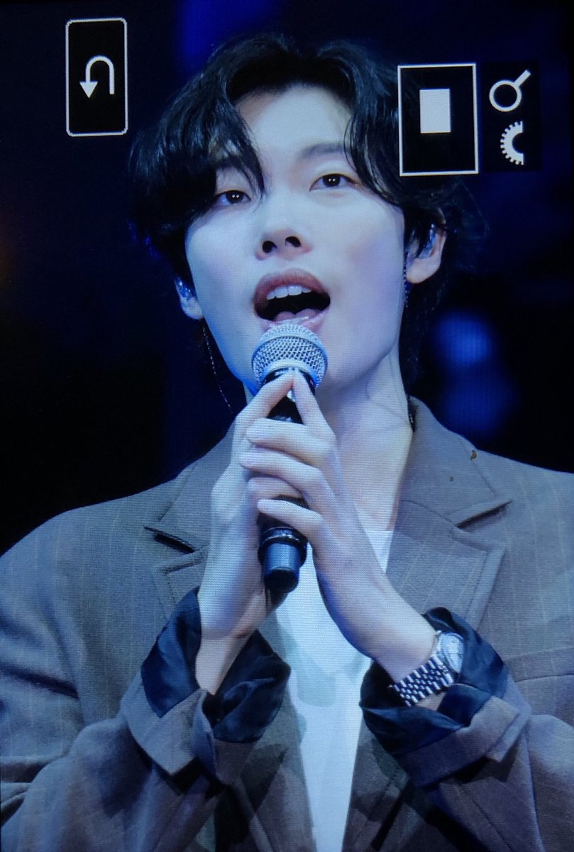 천피치 tweet media