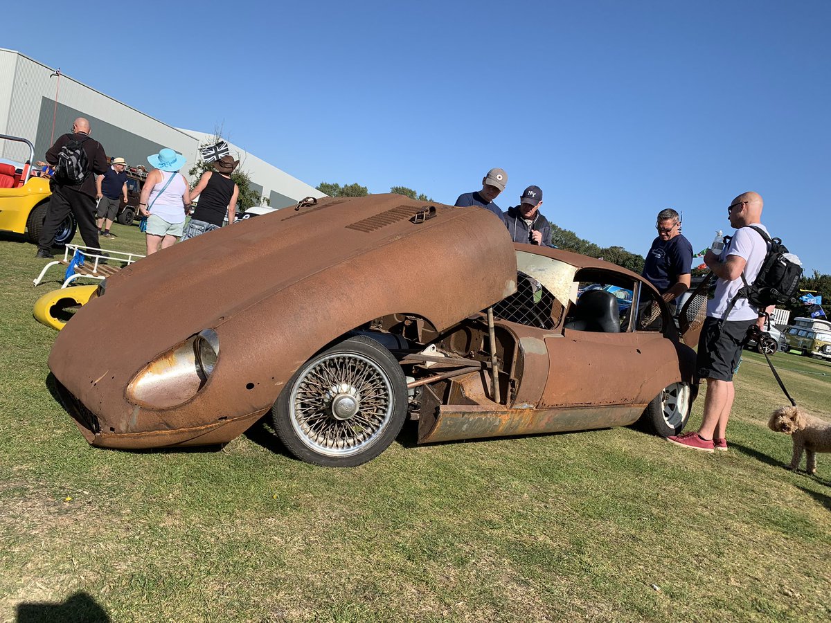 #Aircooled #EType #Jaguar anyone! 😳 This is running a Type1 Aircooled engine... 😮