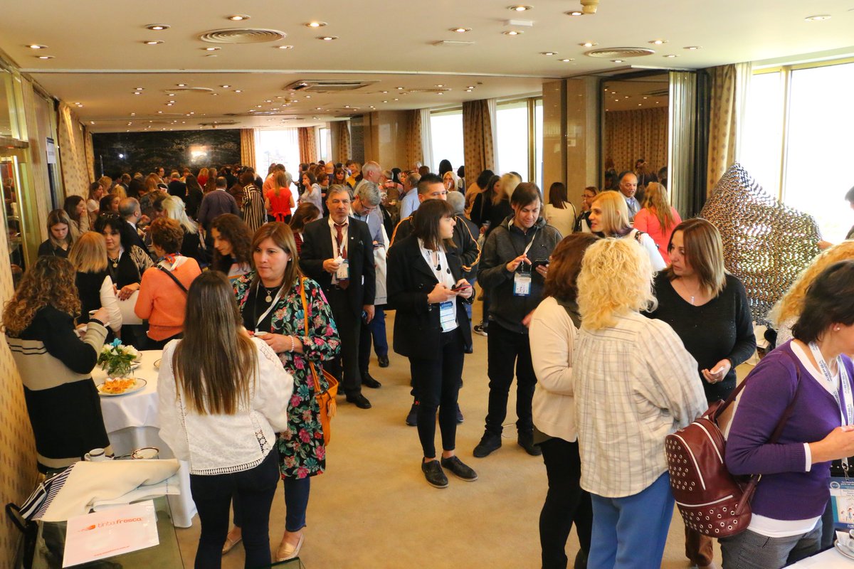 AIEPA_AIEPBA's tweet photo. ¡Felices de compartir con uds otro año más este encuentro tan importante para la educación argentina!
XVII CONGRESO NACIONAL DE ENSEÑANZA PRIVADA AIEPBA.
#CongresoAIEPBA https://t.co/0qbSm2gGxG