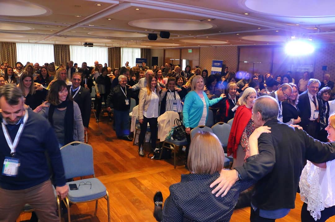 AIEPA_AIEPBA's tweet photo. ¡Felices de compartir con uds otro año más este encuentro tan importante para la educación argentina!
XVII CONGRESO NACIONAL DE ENSEÑANZA PRIVADA AIEPBA.
#CongresoAIEPBA https://t.co/0qbSm2gGxG