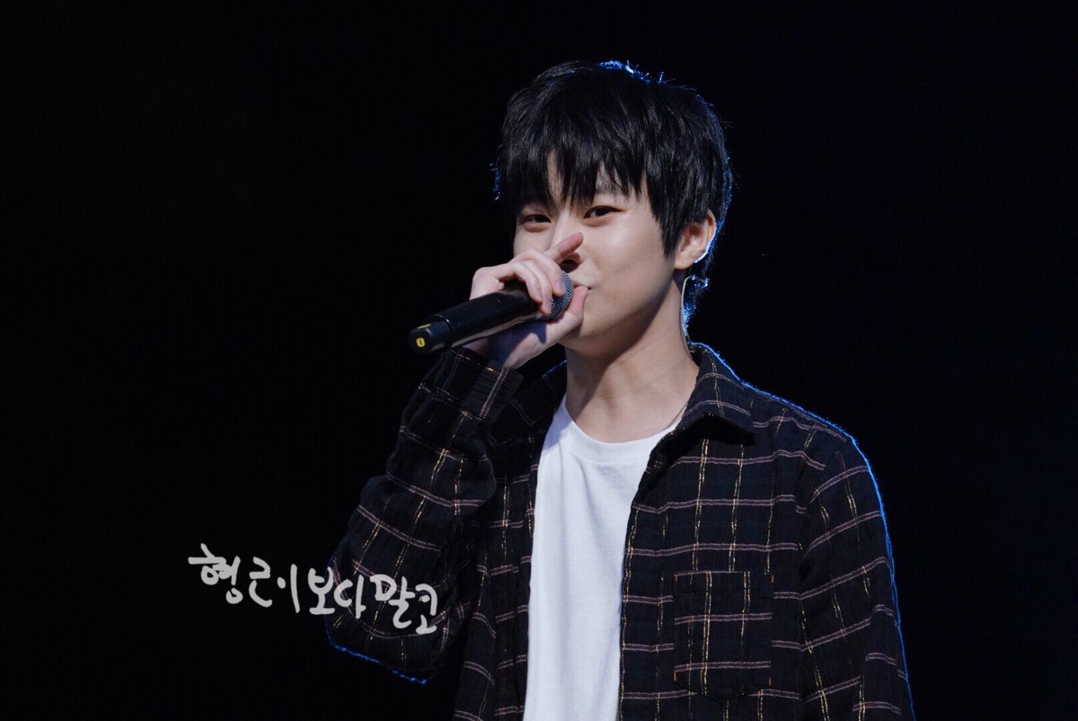 M_than_H's tweet photo. [Preview] 190921 정이마을 행복콘서트

오땡큐💗

#열혈남아 #HBY 
#마르코 #marco #이형근 https://t.co/o7enes0Q23