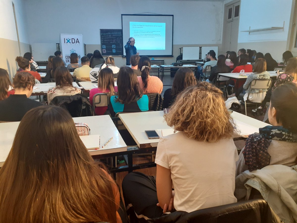 "Tanto la usabilidad como la ACCESIBILIDAD son atributos del diseño, no se pueden agregar al final" by <a href="/sbustelo/">Santiago Bustelo</a> en <a href="/ixdalaplata/">ixdalaplata</a> #tallerUX #accesibilidad #comunidadUX