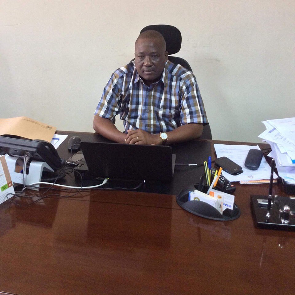 HassanAliJoho's tweet photo. I am deeply saddened by the passing on of my Environment Chief Officer the late Mr. Francis Kombe. I have lost a committed and selfless Chief Officer. My condolences to his family, friends and the people of Mombasa. May the Almighty God rest his soul in eternal peace. https://t.co/TONmW4i0wU