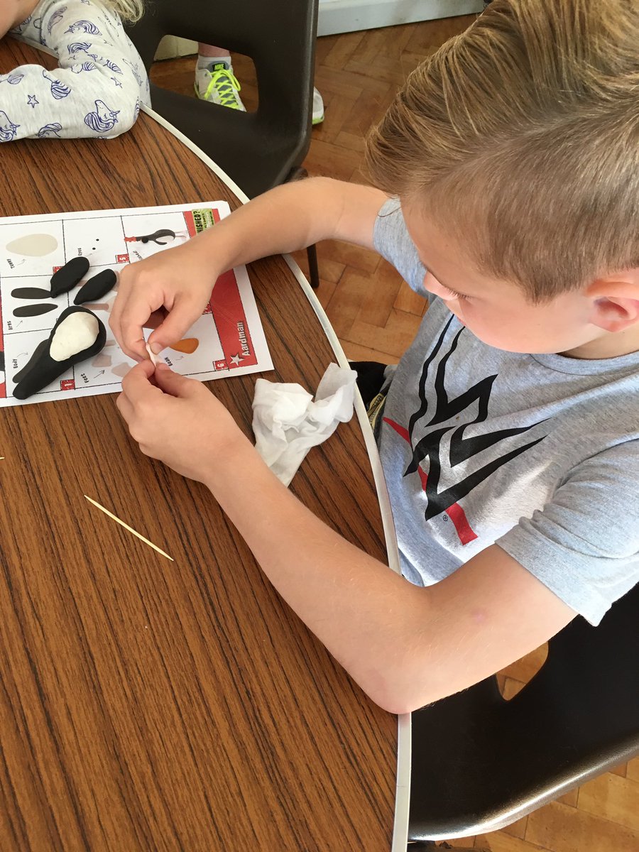 ketleyfilmclub's tweet photo. Everyone is hard at work in our second @aardman workshop @KetleyPc making Fathers McGraw from The Wrong Trousers #tff19 @flatpack https://t.co/UDUQJEmoJk