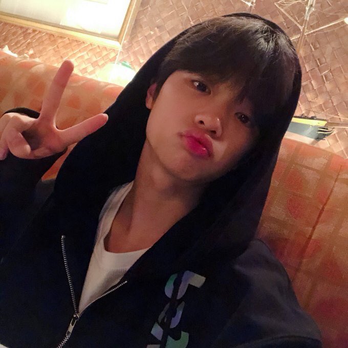 X1 (엑스원) TRANSLATIONS tweet media