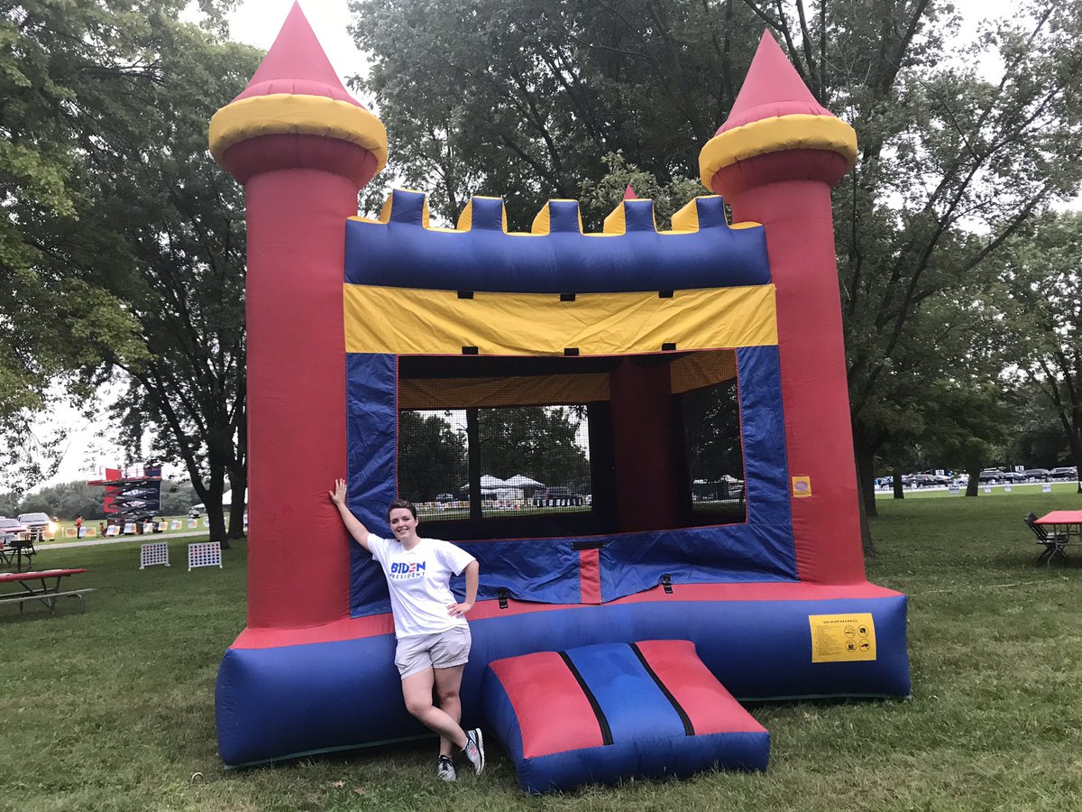tiffklouk's tweet photo. Fired Up, Ready for Joe!!! #BidenFest #SteakFry @JoeForIA https://t.co/KBOynBDvdz