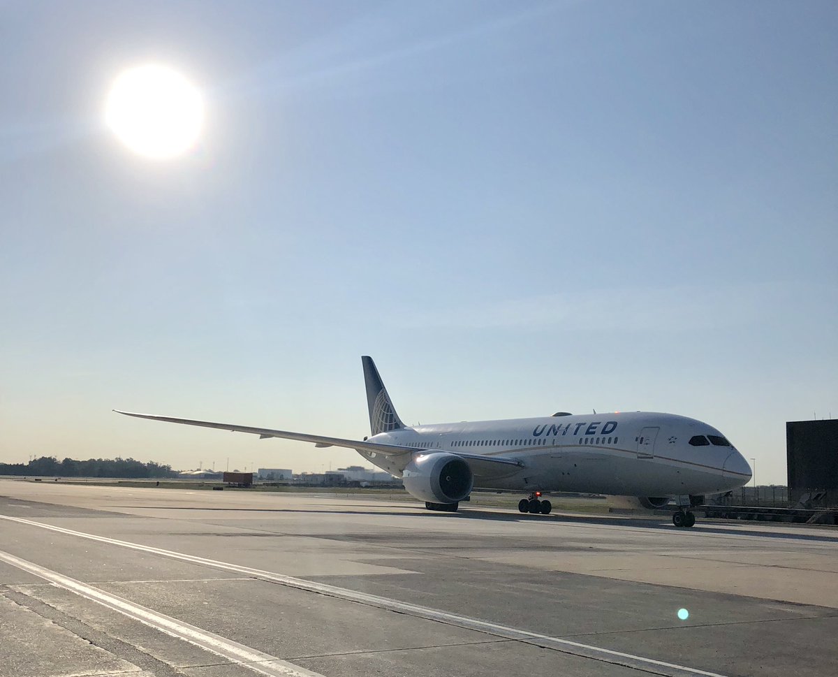 Dreamliner to the coast? STAR flight IAD-SFO on time!
#core4dependable @weareunited @OmarIdris707 @HendyGeorge @FlyWithRachel @susannesworld @IadBob