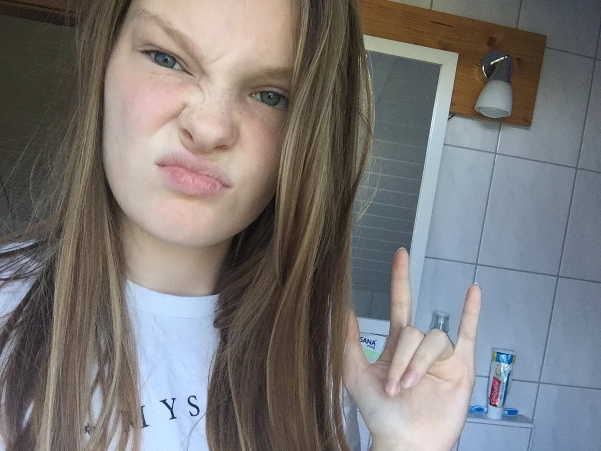 exitkid_is_cool's tweet image. @exitkidband you can’t tell how EXCITED I am!!👽🔥 #exitkid