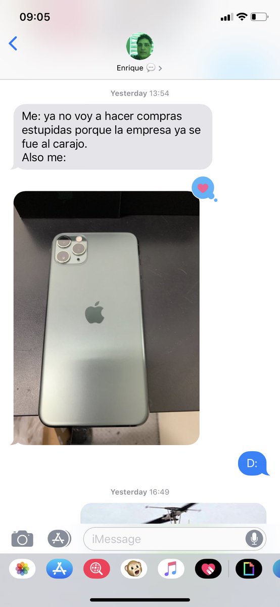 Turnuri's tweet photo. Mi mejor amigo ayer/mi mejor amigo hoy #iPhone11 https://t.co/J7TR7KIKFw