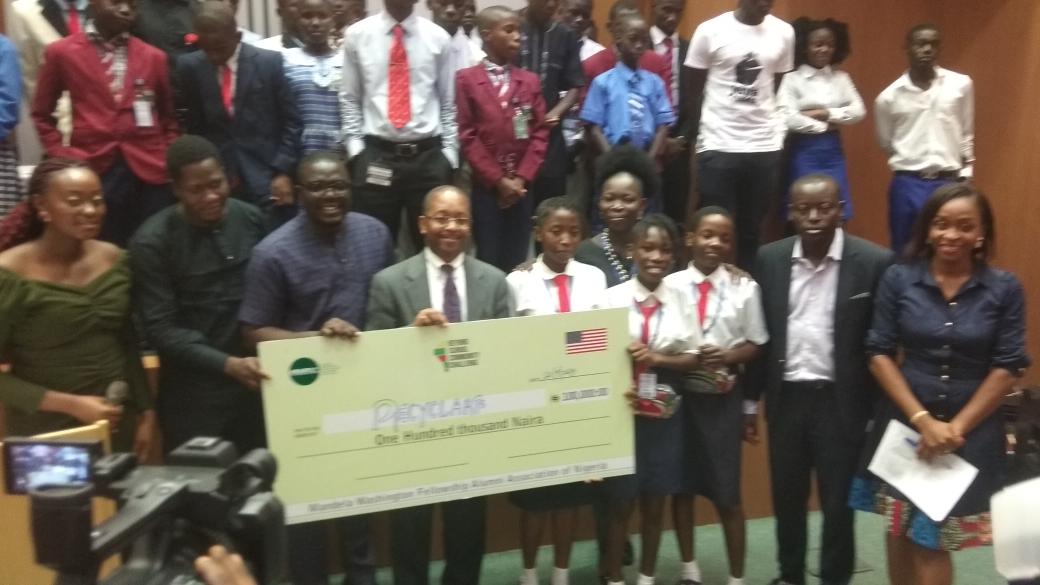 bscchallenge's tweet photo. 3rd runner up is Team Recyclert
Going home with ₦100,000 and 6 month mentorships.

#BSCChallenge19 #YLANigeria2019
@WashFellowship @USEmbassyAbuja https://t.co/aSSi70ccWW