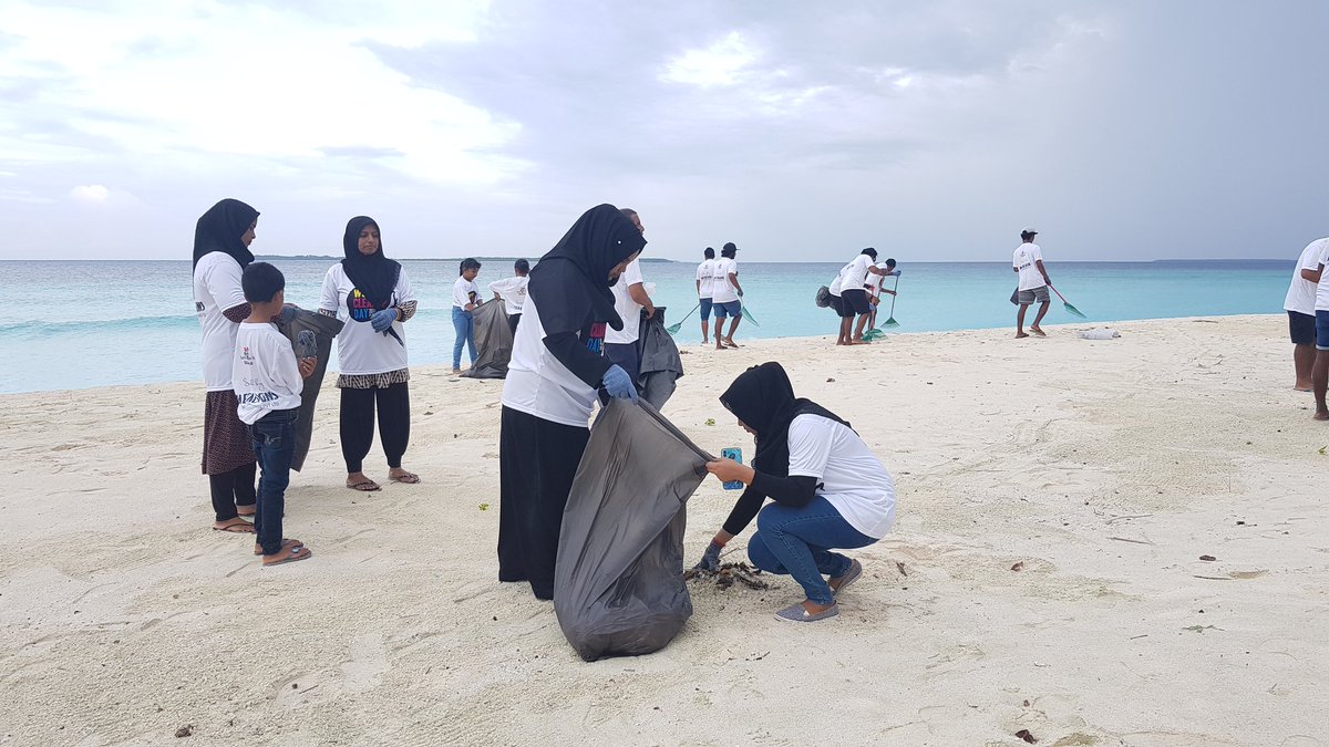 Letsdoit_Mv's tweet photo. #WorldCleanUpDay2019 at HA.Utheemu organized by Utheemu Council & @Letsdoit_Mv @letsdoitworld 21Sept2019 #letsdoitmv #LetsDoItWorld #theresnoplanetB https://t.co/2Cpa4BCY95