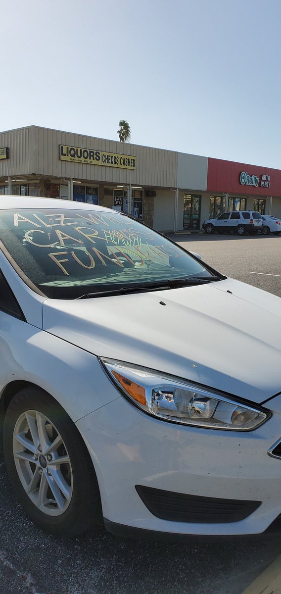 LennardNHS's tweet photo. NHS is hosting a car wash at O'Reilly's in Ruskin, benefiting the @ALZWalkToEndAlz! Come support the kids in their goal to join the Champions Club again this year! @LennardHigh https://t.co/9X9iCJTQlF