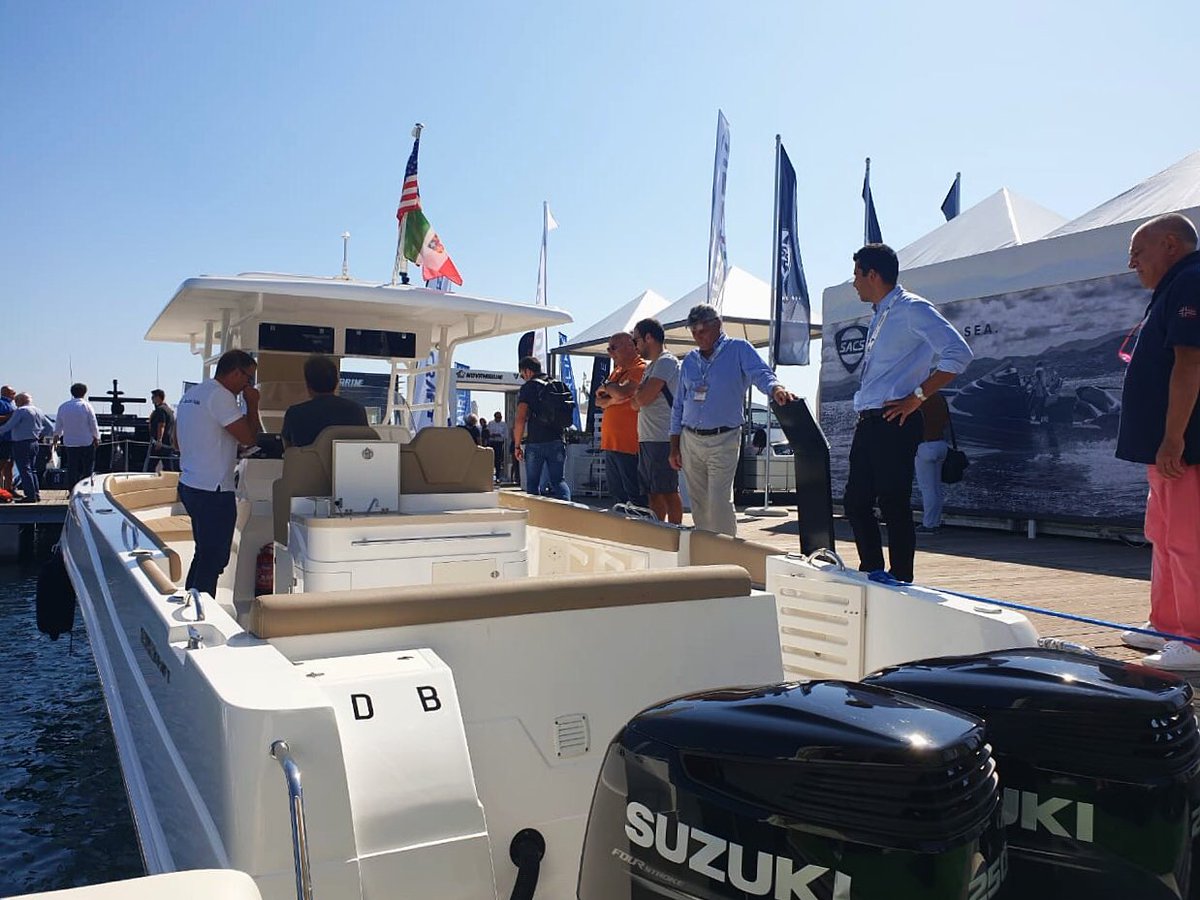 gulfcraft's tweet photo. Clear skies and Dazzling views in Genoa on #Day3 !
Visit us at @SaloneNautico (Stand#G601A) to view the Next Generation of Oryx Sport Cruisers & Silbercraft Boats.
#GenoaBoatShow #Genoa #Oryx379 #OryxSportCruisers #OryxYachts #SportCruisers #Silvercraftboats #Silvercraft36CC https://t.co/3HOm7LtbhL