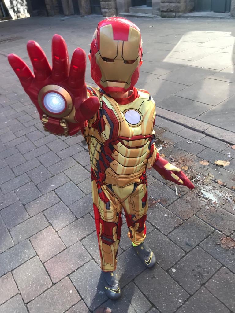 evilkevevil's tweet photo. #marveluniverselive https://t.co/P85fOeQ3ai