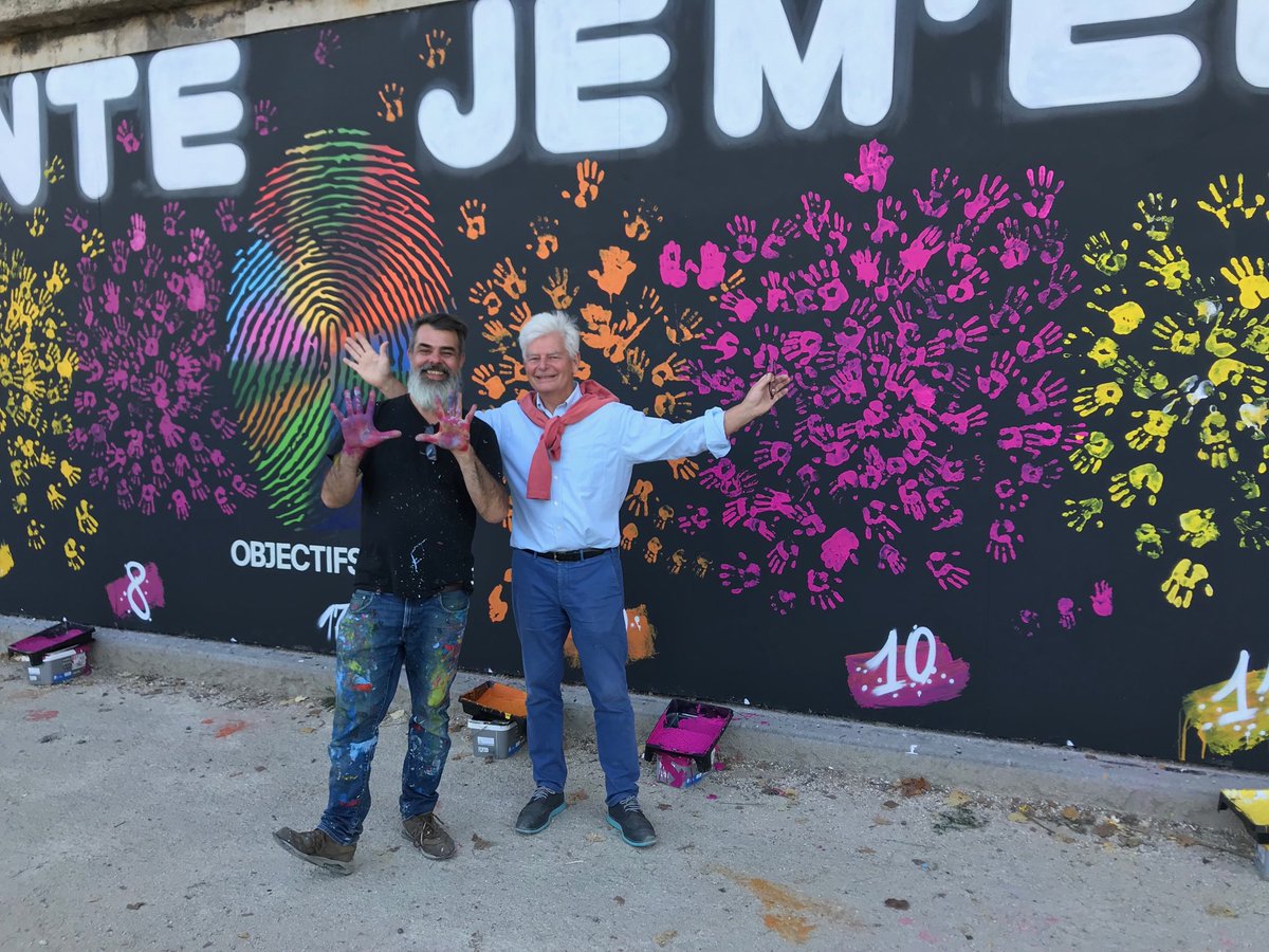 Avec J’empreinte je m’engage ⁦<a href="/Asso4D/">4D Dossiers et Débats - Développement durable</a>⁩  quai Anatole France ⁦<a href="/Paris/">Paris</a>⁩ pour les Objectifs de développement durable des #nationsunies #streetodd, #act4sdgs