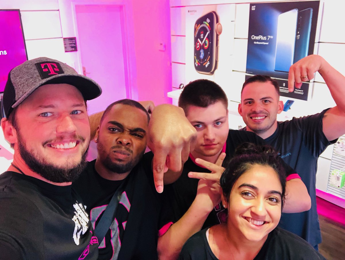 MagentaCowboy's tweet photo. It’s been an awesome week crushing audits &amp; having a blast with these TITANs! We are about to make the weekend even better for our customers!!! 🤠 https://t.co/30F46OyLvM