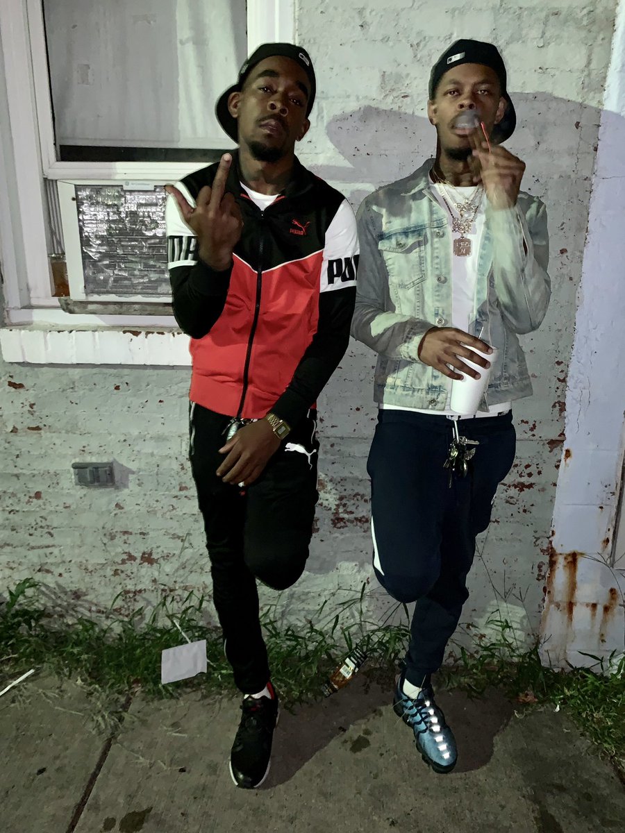 1500_Nostrils's tweet photo. Neighborhood Heroes 💪🏽😎✨ #FreeDaDrive #Blooda @WB_Ty https://t.co/LHLd7af5eB